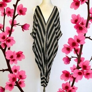 NWT Uma and Leopold Black, Tan & White Striped Sleeveless V-Neck Caftan Dress M